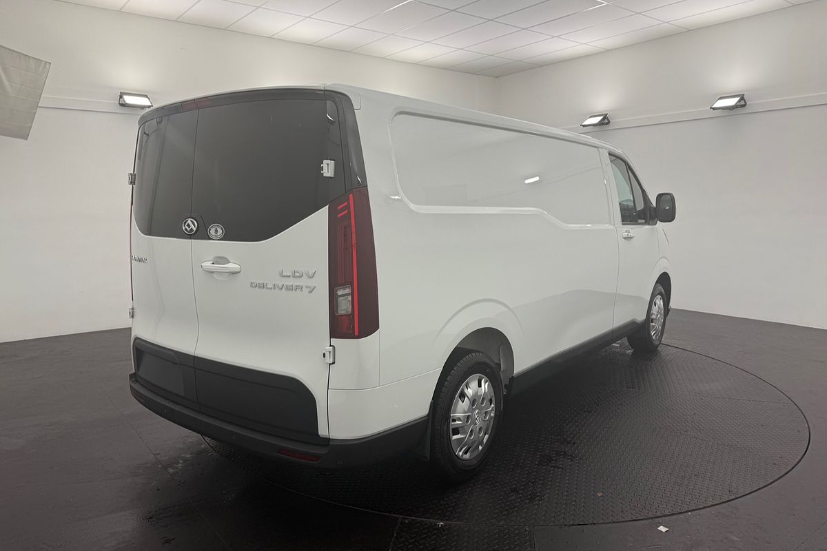 2025 LDV Deliver 7 LWB