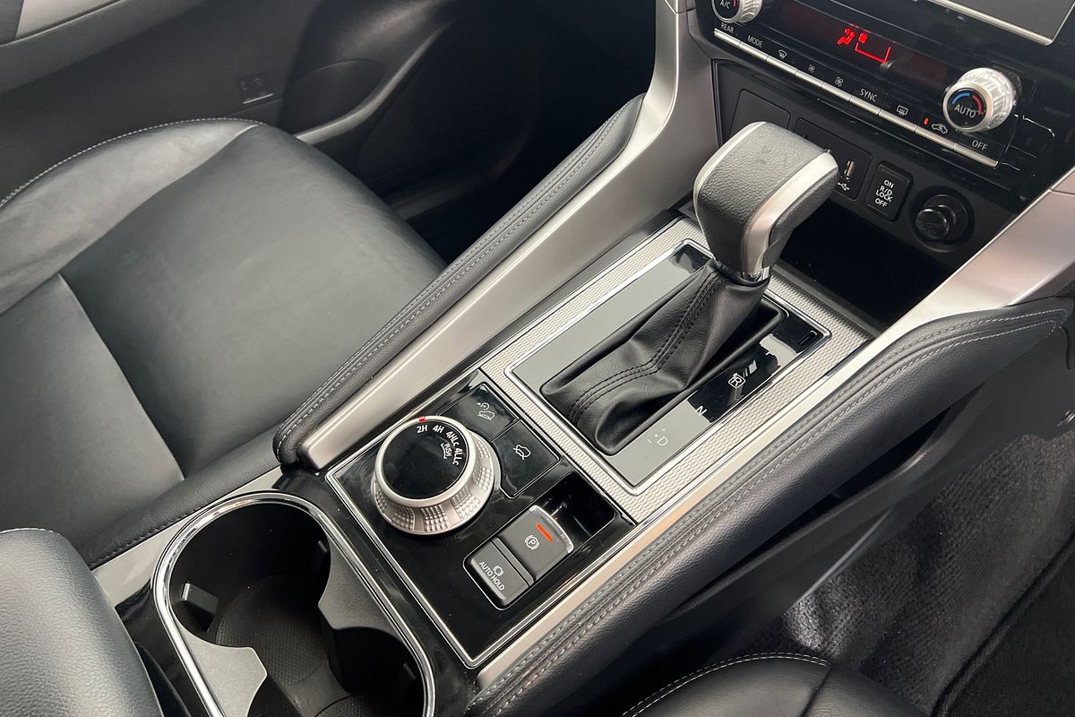 2020 Mitsubishi Pajero Sport GLS QF
