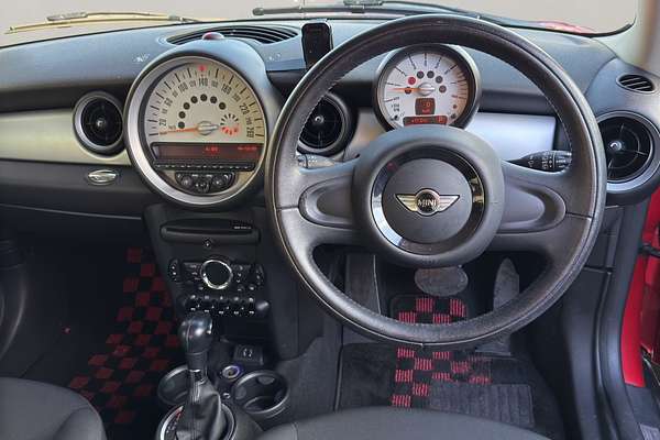 2013 MINI COOPER