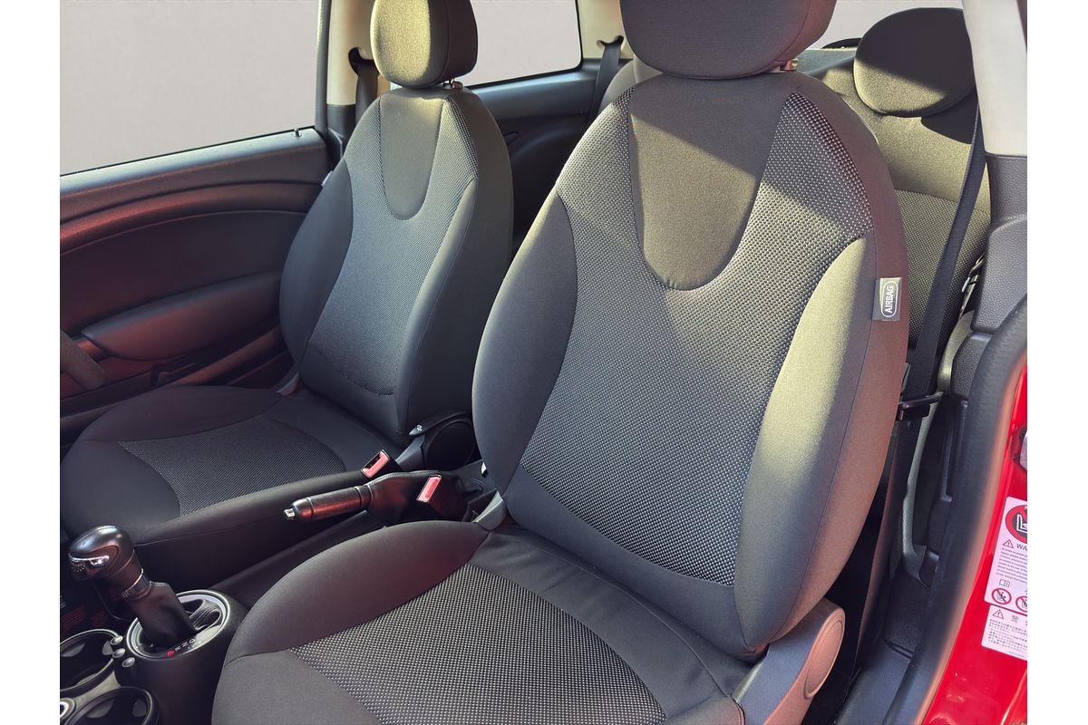 2013 MINI COOPER