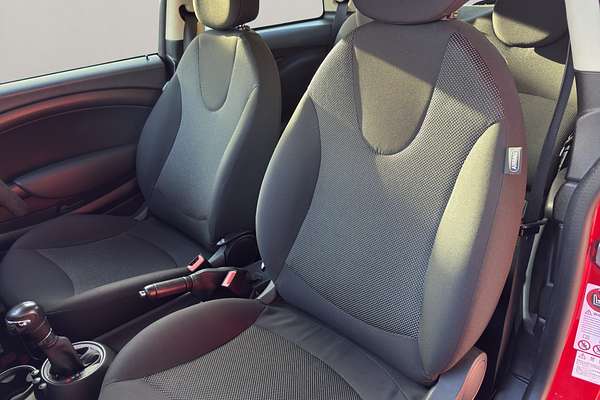 2013 MINI COOPER