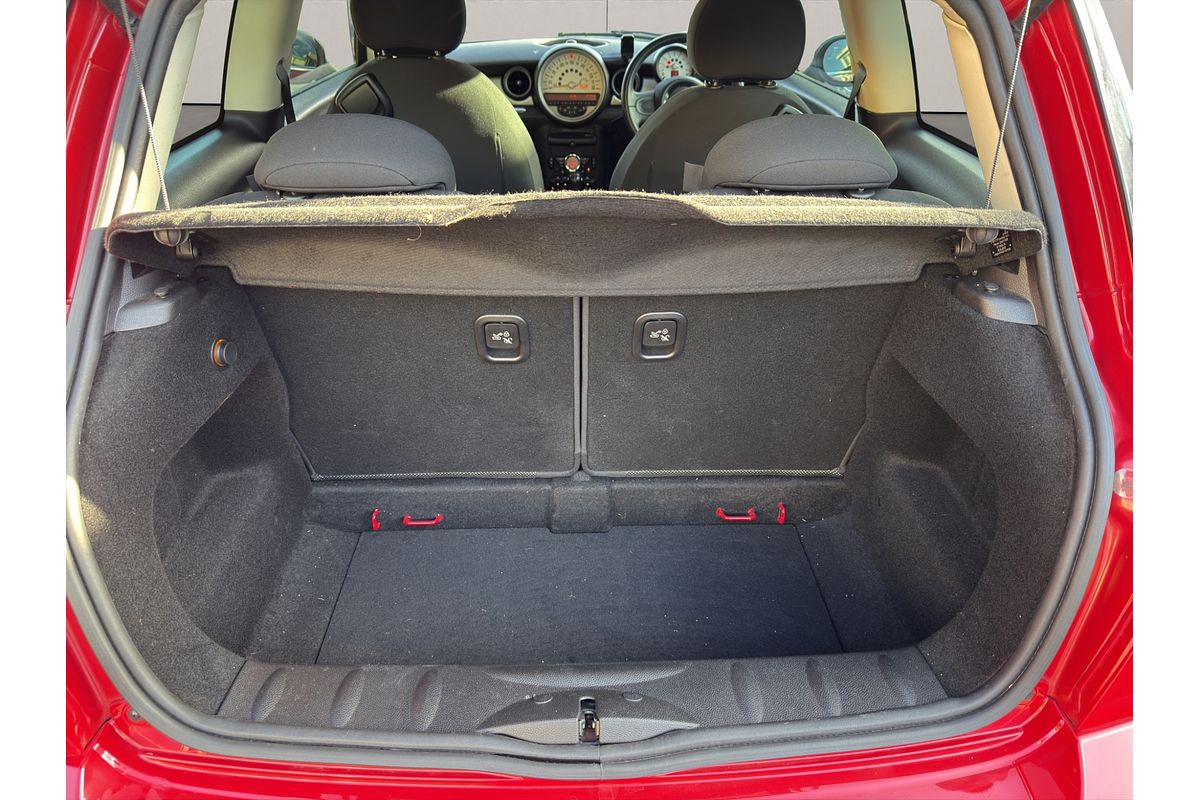 2013 MINI COOPER
