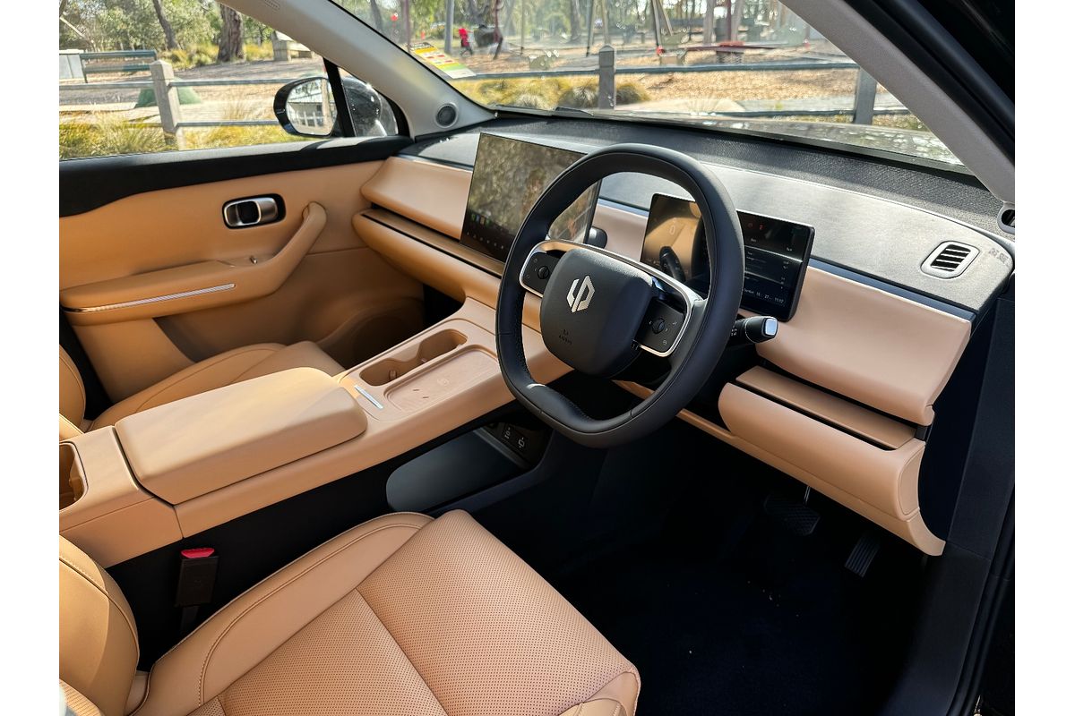 2025 Leapmotor C10 REEV Ultra Hybrid Design B11