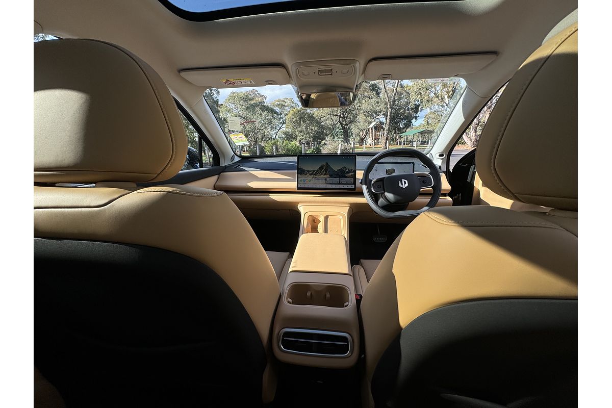 2025 Leapmotor C10 REEV Ultra Hybrid Design B11