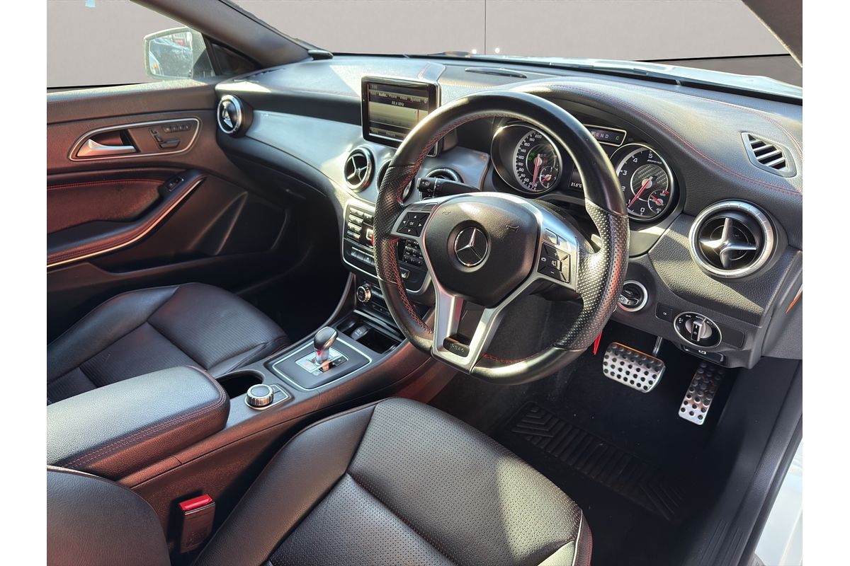 2014 Mercedes-Benz CLA45 4MATIC AMG