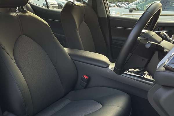 2019 Toyota Camry Ascent Sport AXVH71R
