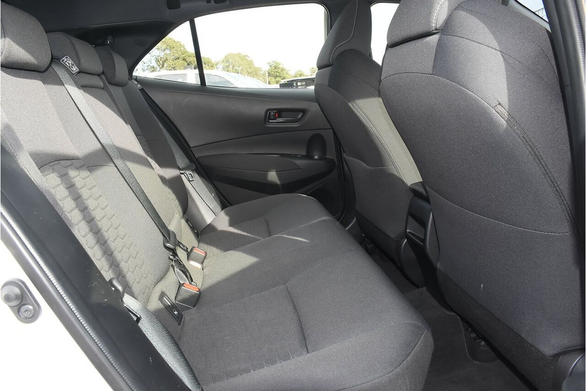2022 Toyota Corolla Ascent Sport Hybrid ZWE211R