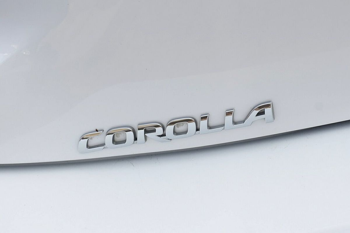 2022 Toyota Corolla Ascent Sport Hybrid ZWE211R