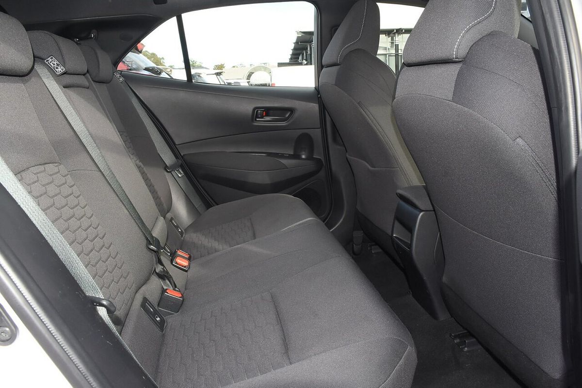 2022 Toyota Corolla Ascent Sport Hybrid ZWE211R
