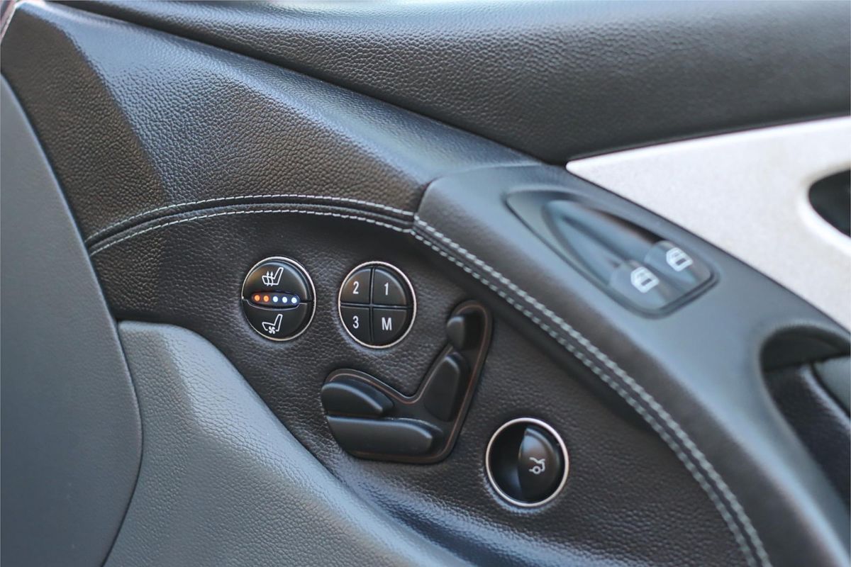 2003 Mercedes-Benz SL-Class SL55 AMG R230