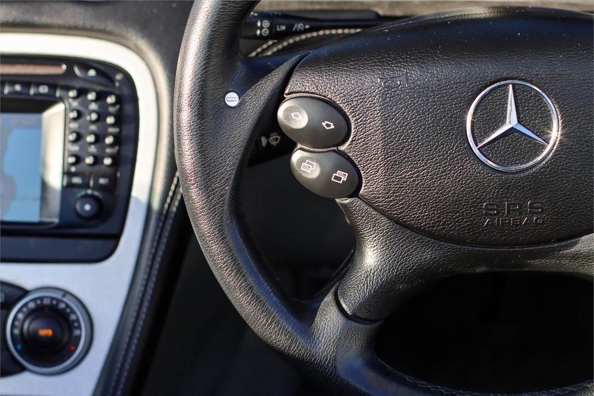 2003 Mercedes-Benz SL-Class SL55 AMG R230