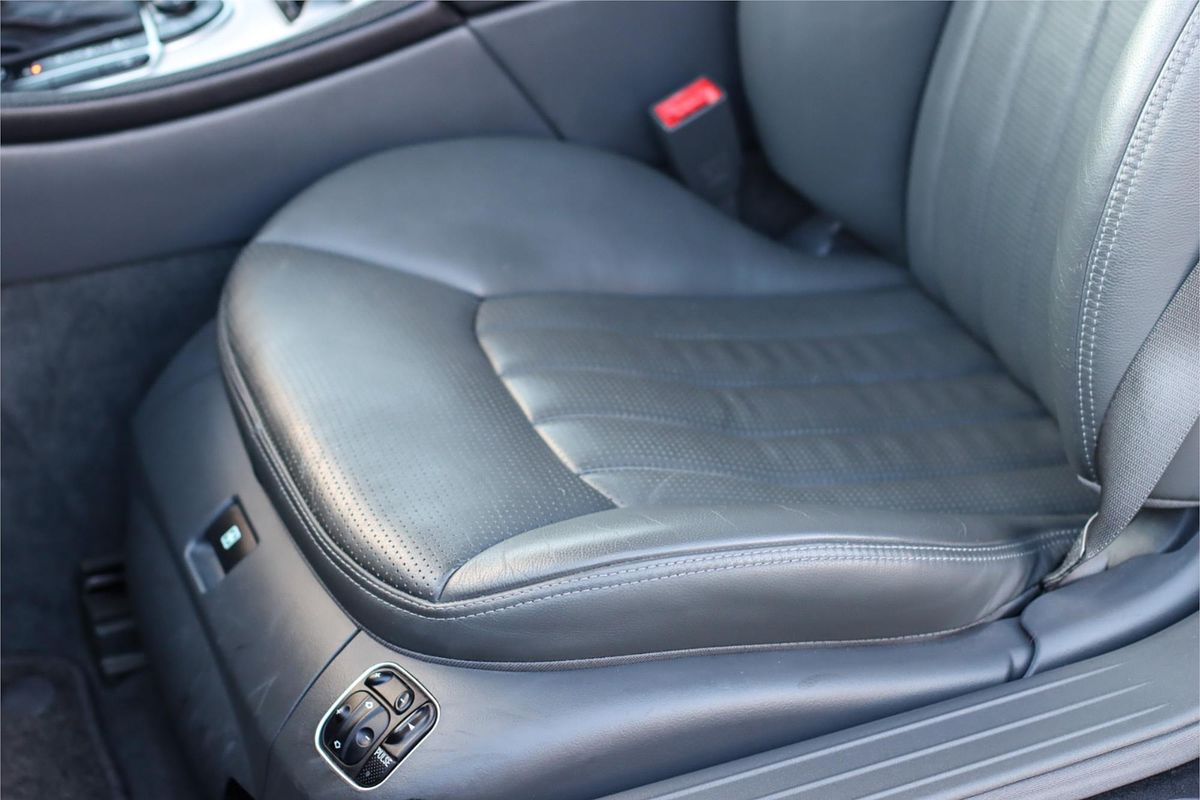 2003 Mercedes-Benz SL-Class SL55 AMG R230