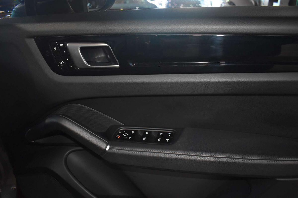 2021 Porsche Cayenne 9YA
