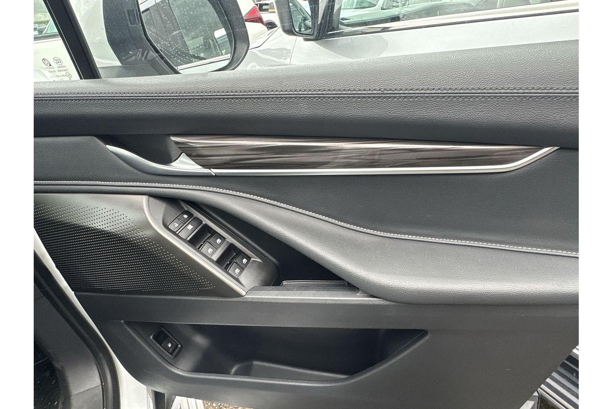 2020 LDV D90 Executive SV9A