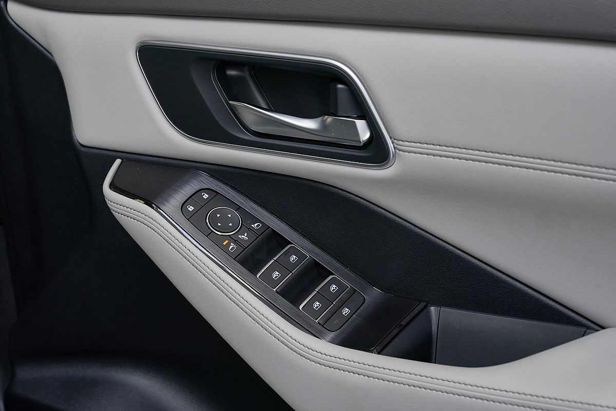 2025 Nissan X-TRAIL Ti e-POWER T33