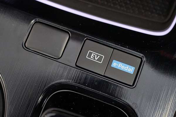 2025 Nissan X-TRAIL Ti e-POWER T33