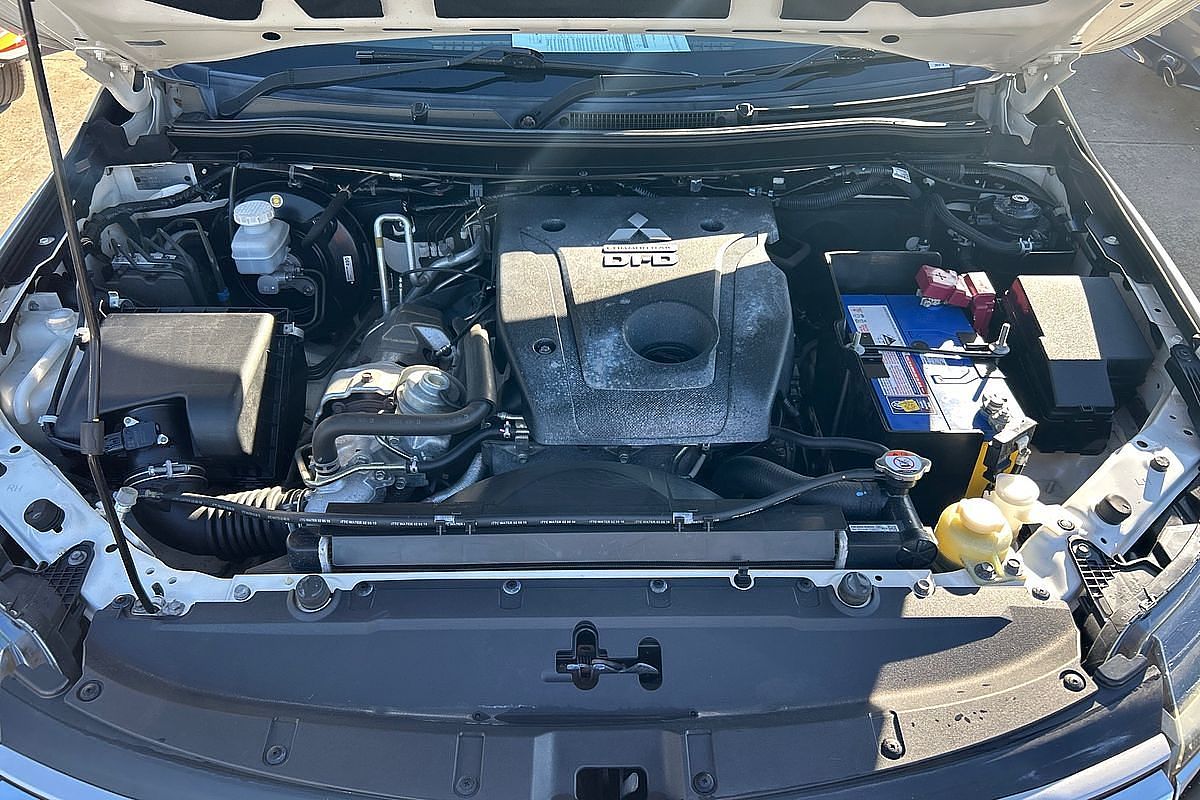 2019 Mitsubishi Pajero Sport GLS QE