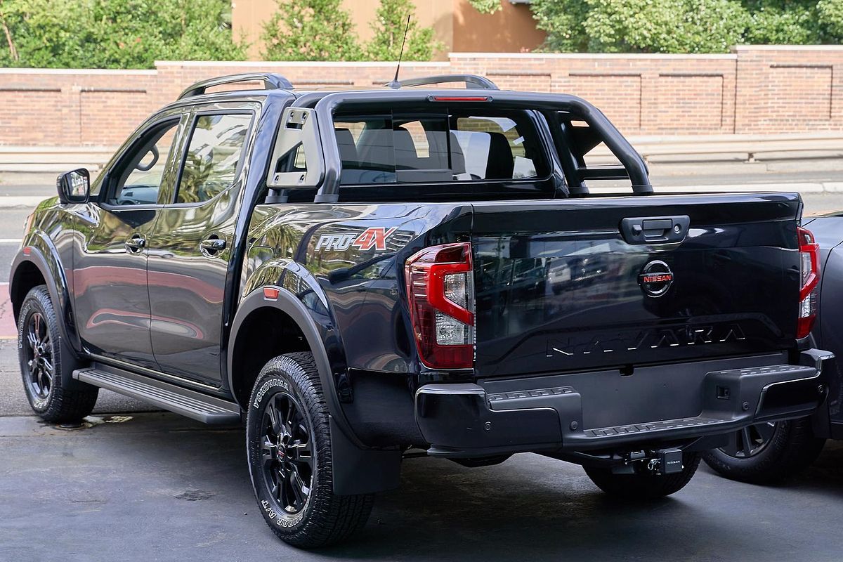 2025 Nissan Navara PRO-4X D23 4X4