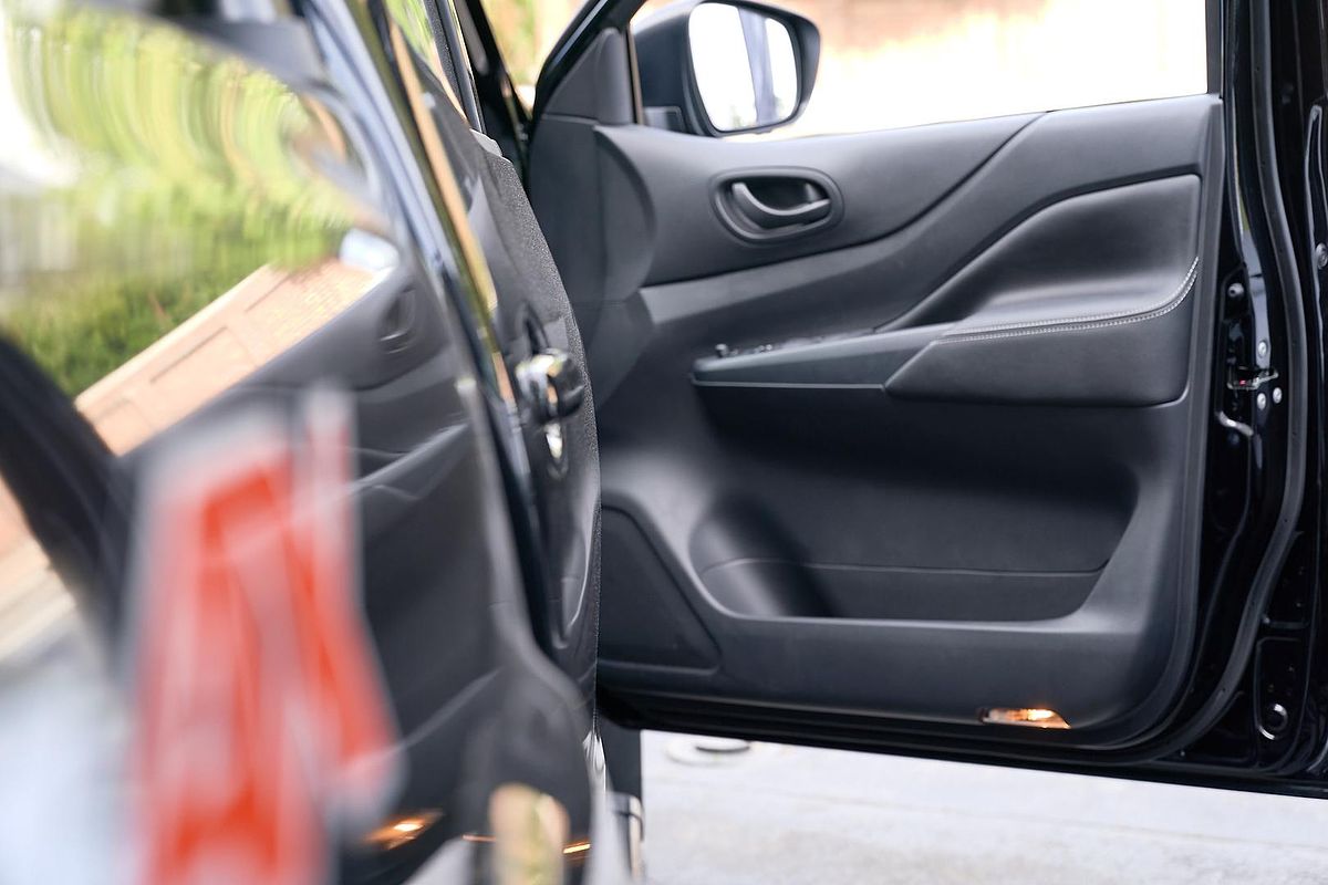 2025 Nissan Navara PRO-4X D23 4X4
