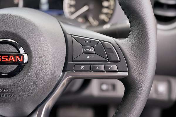 2025 Nissan Navara PRO-4X D23 4X4
