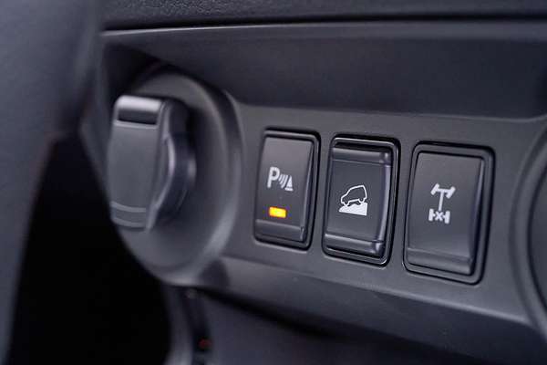 2025 Nissan Navara PRO-4X D23 4X4