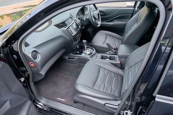 2025 Nissan Navara PRO-4X D23 4X4