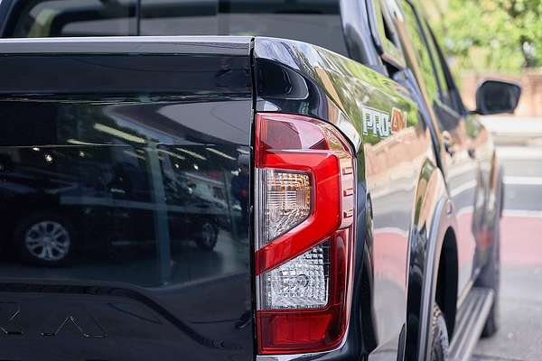 2025 Nissan Navara PRO-4X D23 4X4