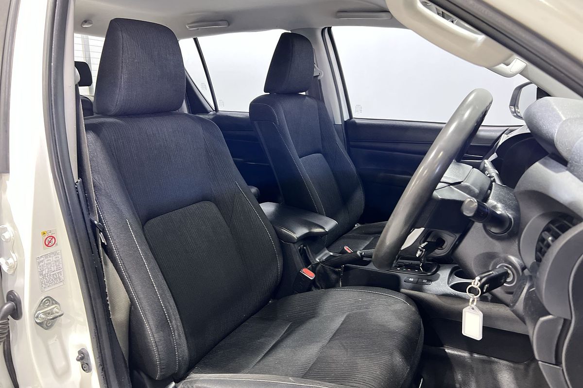 2019 Toyota Hilux SR GUN126R 4X4