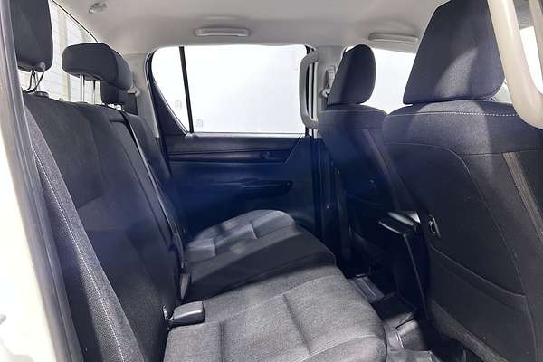 2019 Toyota Hilux SR GUN126R 4X4
