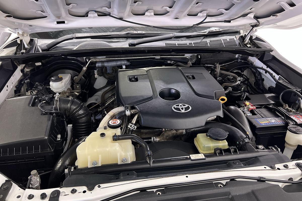 2019 Toyota Hilux SR GUN126R 4X4