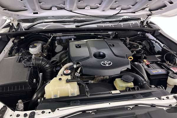 2019 Toyota Hilux SR GUN126R 4X4