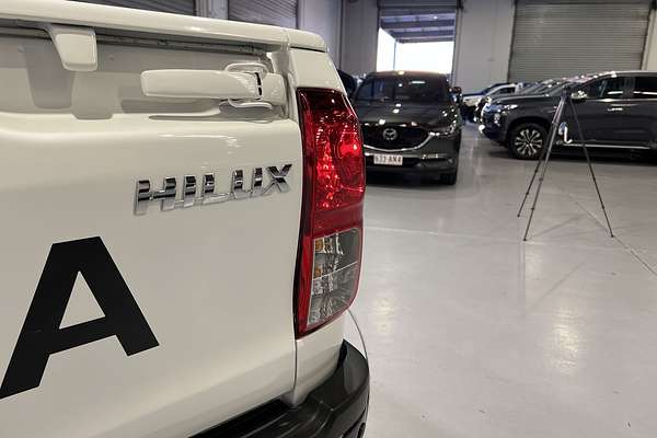 2019 Toyota Hilux SR GUN126R 4X4