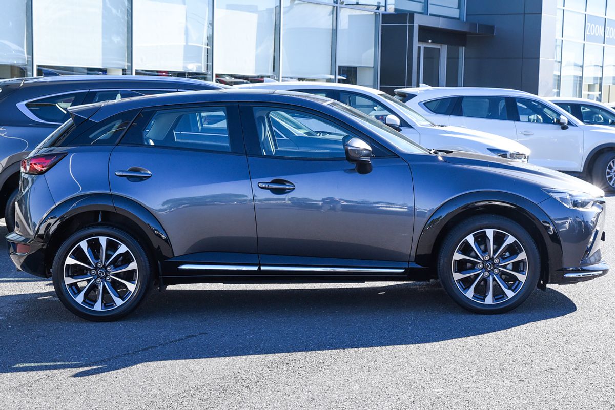 2022 Mazda CX-3 sTouring DK