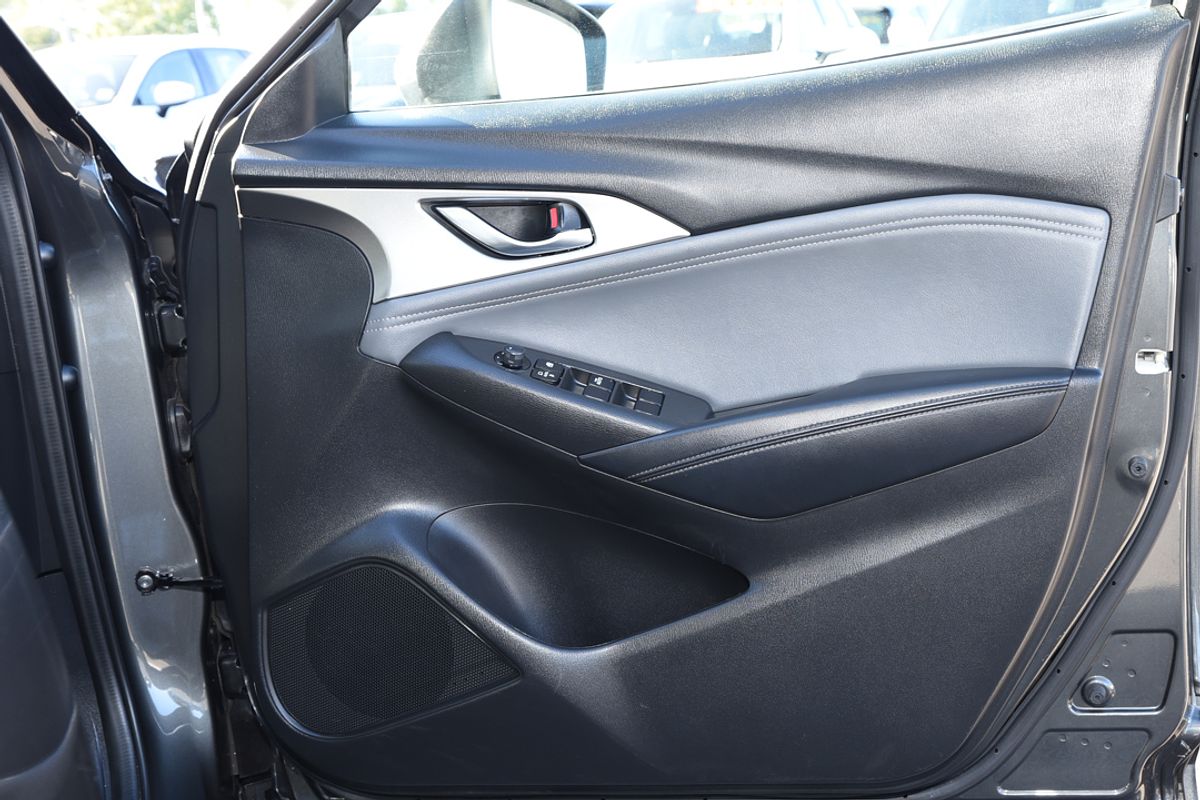 2022 Mazda CX-3 sTouring DK