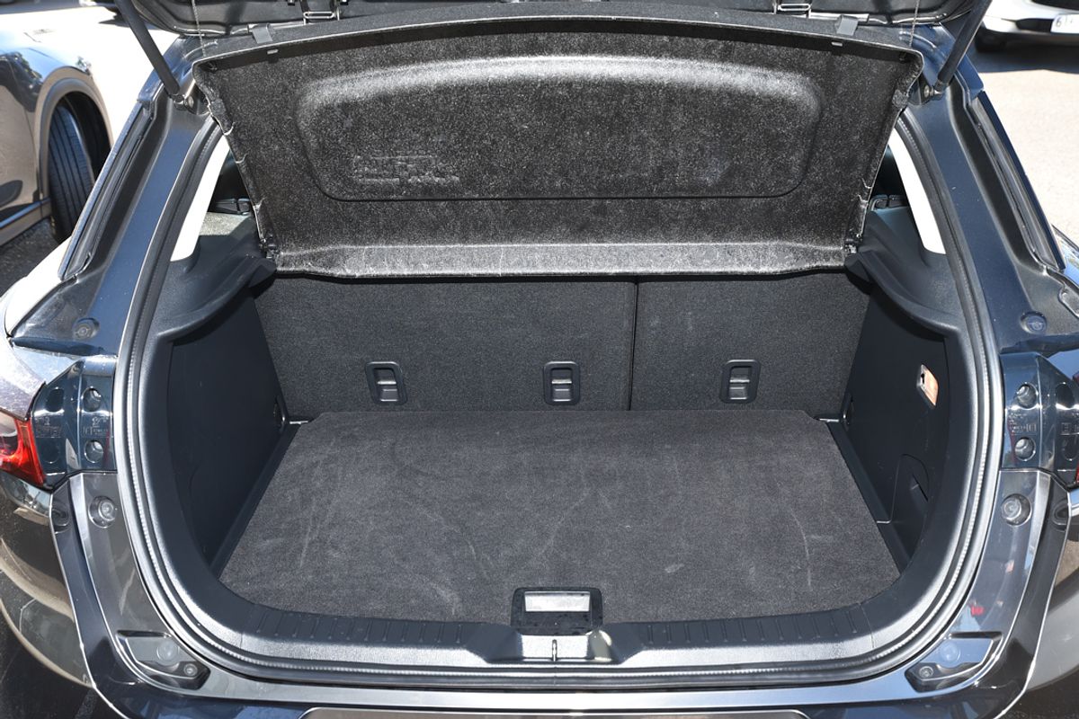 2022 Mazda CX-3 sTouring DK