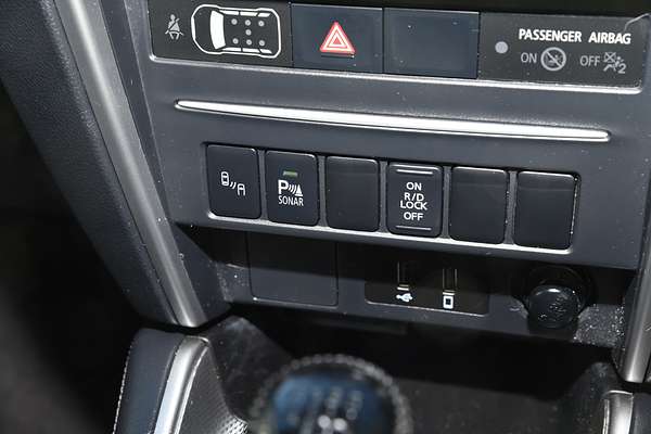 2022 Mitsubishi Triton GLS MR 4X4