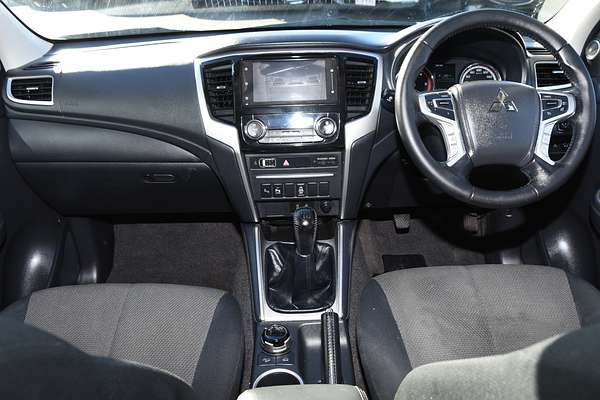 2022 Mitsubishi Triton GLS MR 4X4