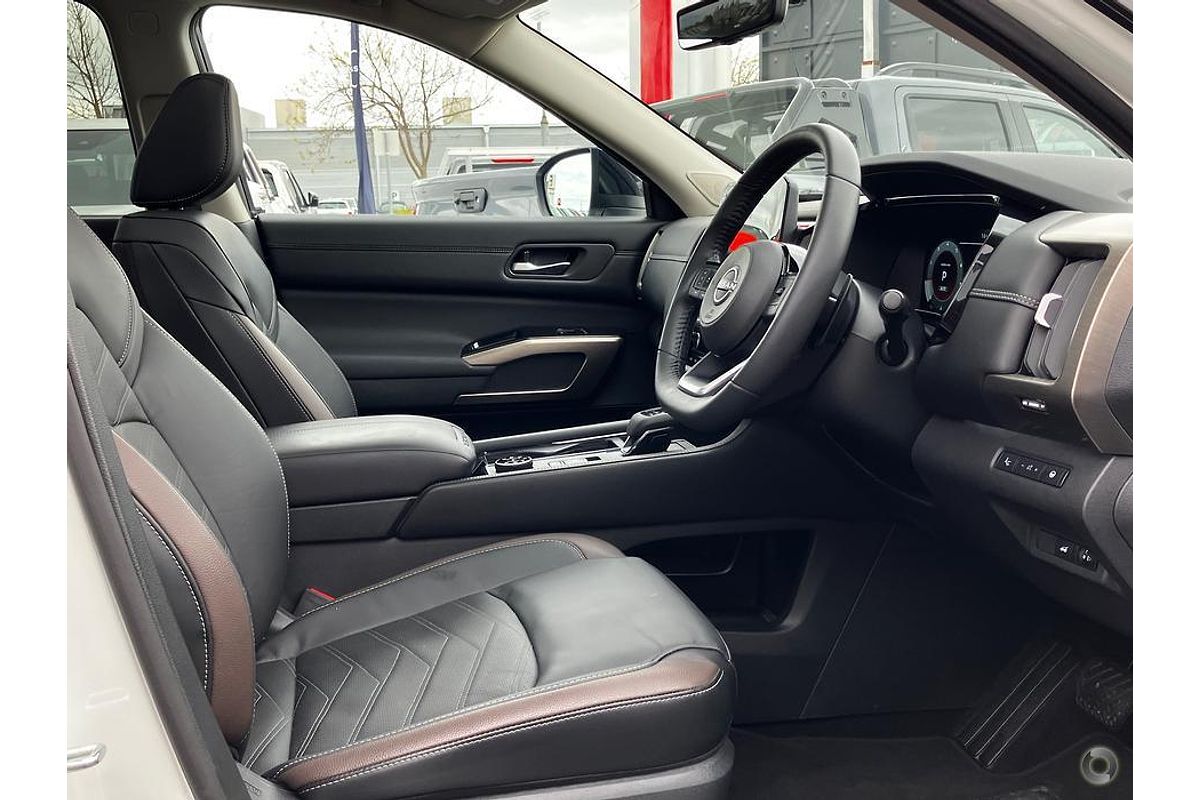 2024 Nissan Pathfinder Ti-L R53
