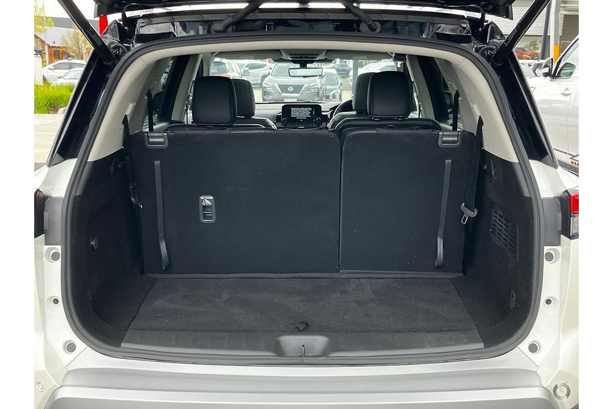 2024 Nissan Pathfinder Ti-L R53