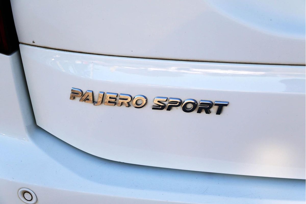 2021 Mitsubishi Pajero Sport GLX QF