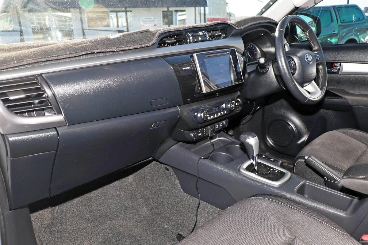 2016 Toyota Hilux SR GUN126R 4X4