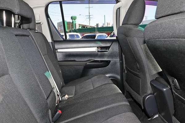 2016 Toyota Hilux SR GUN126R 4X4