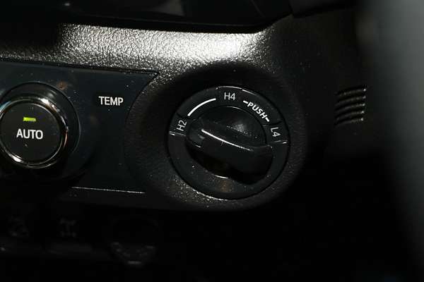 2016 Toyota Hilux SR GUN126R 4X4