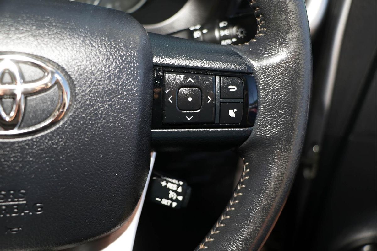 2016 Toyota Hilux SR GUN126R 4X4