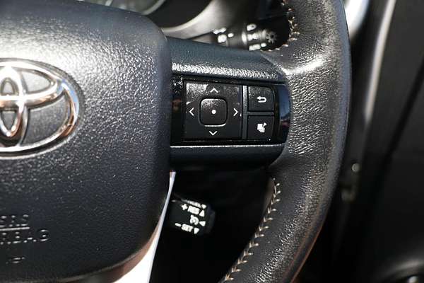2016 Toyota Hilux SR GUN126R 4X4