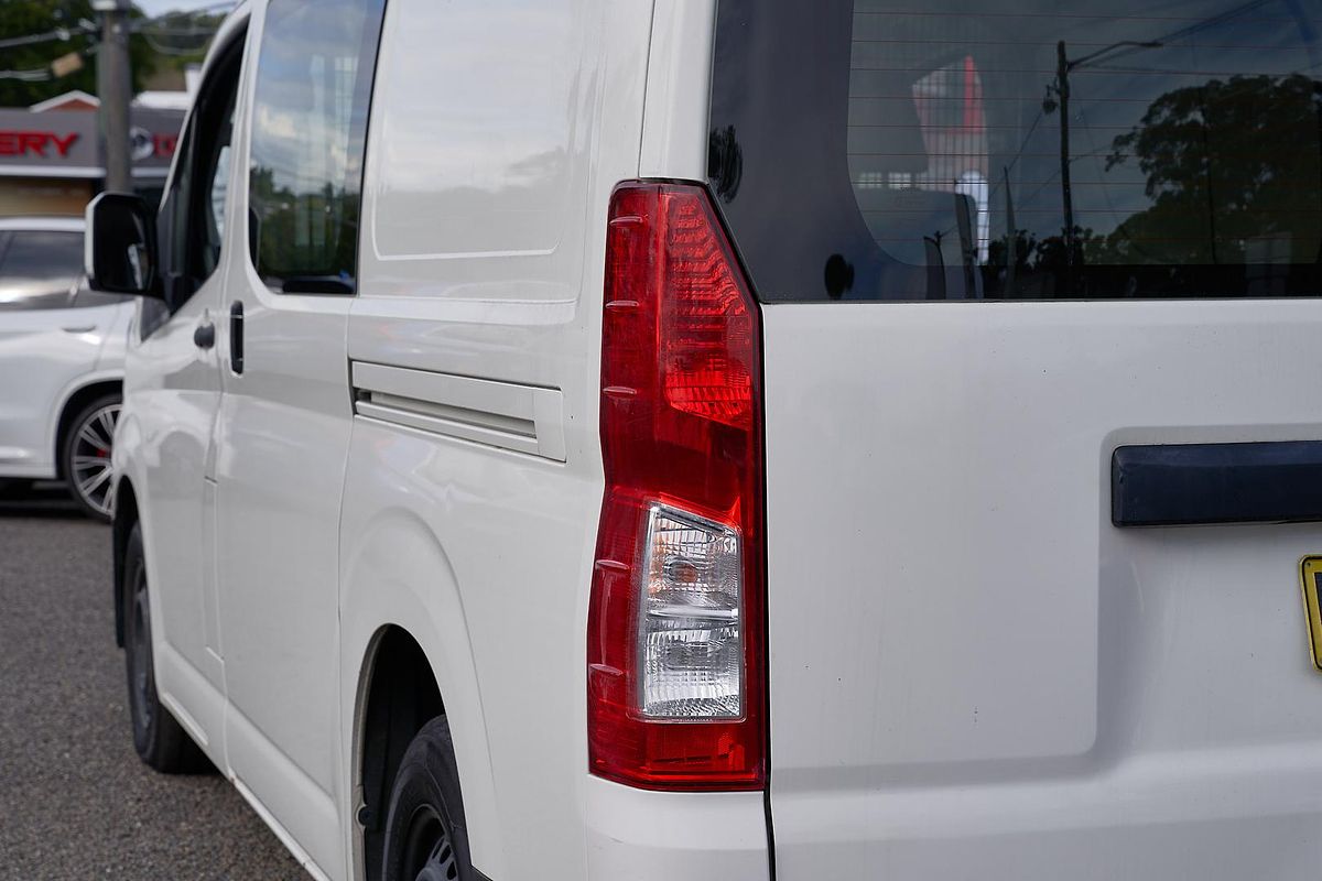 2021 Toyota Hiace GDH300R LWB