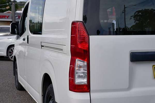 2021 Toyota Hiace GDH300R LWB