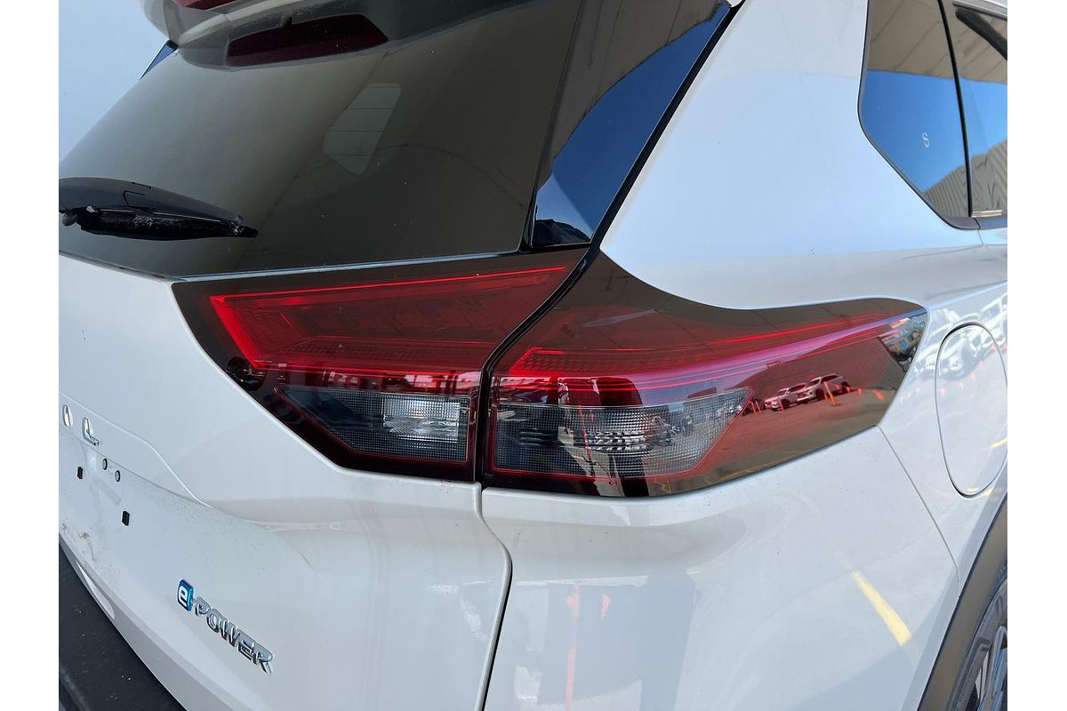 2025 Nissan X-TRAIL ST-L e-POWER T33