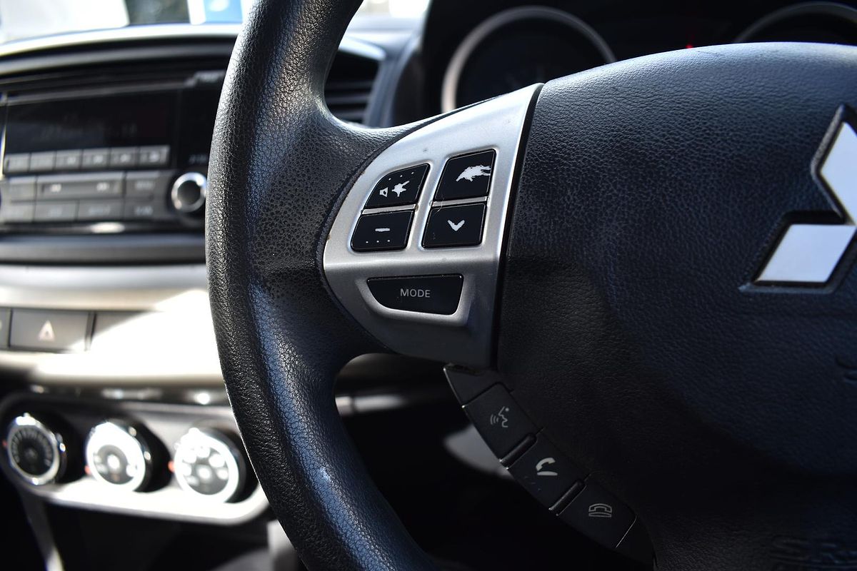 2015 Mitsubishi Lancer ES Sport CJ