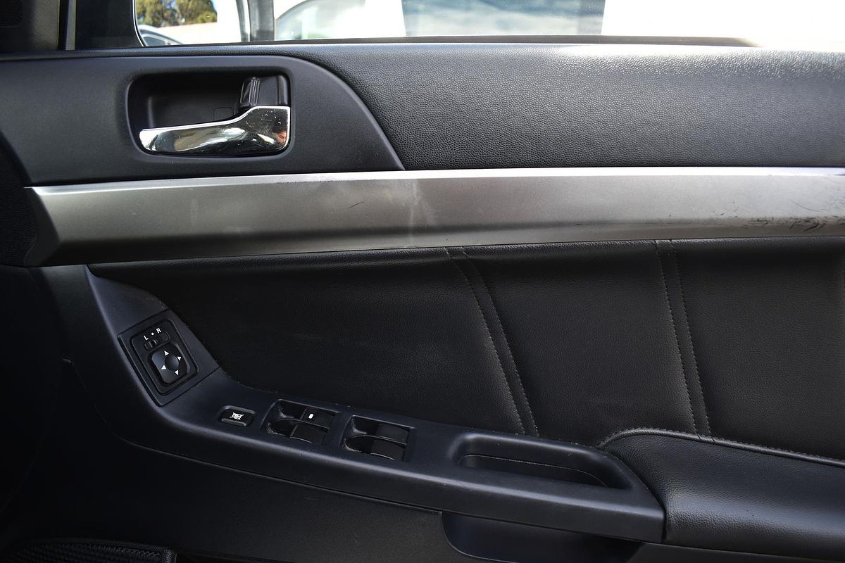 2015 Mitsubishi Lancer ES Sport CJ